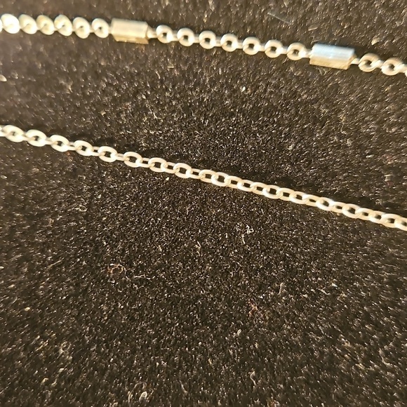 ROMOLO Silvertone Double Strand 24" To 30" Necklace - Picture 6 of 10